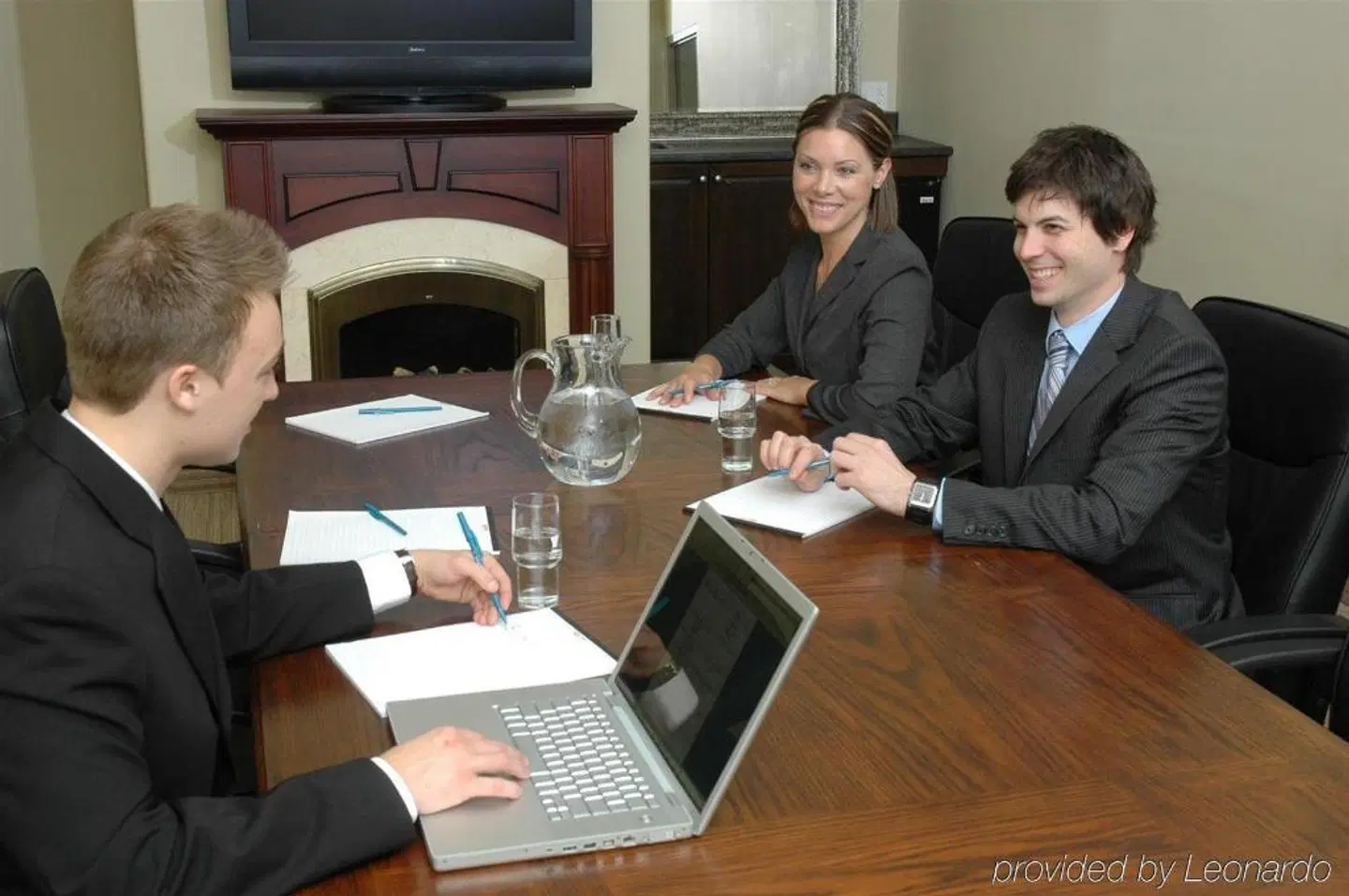 Days Inn by Wyndham Kingston Restaurant