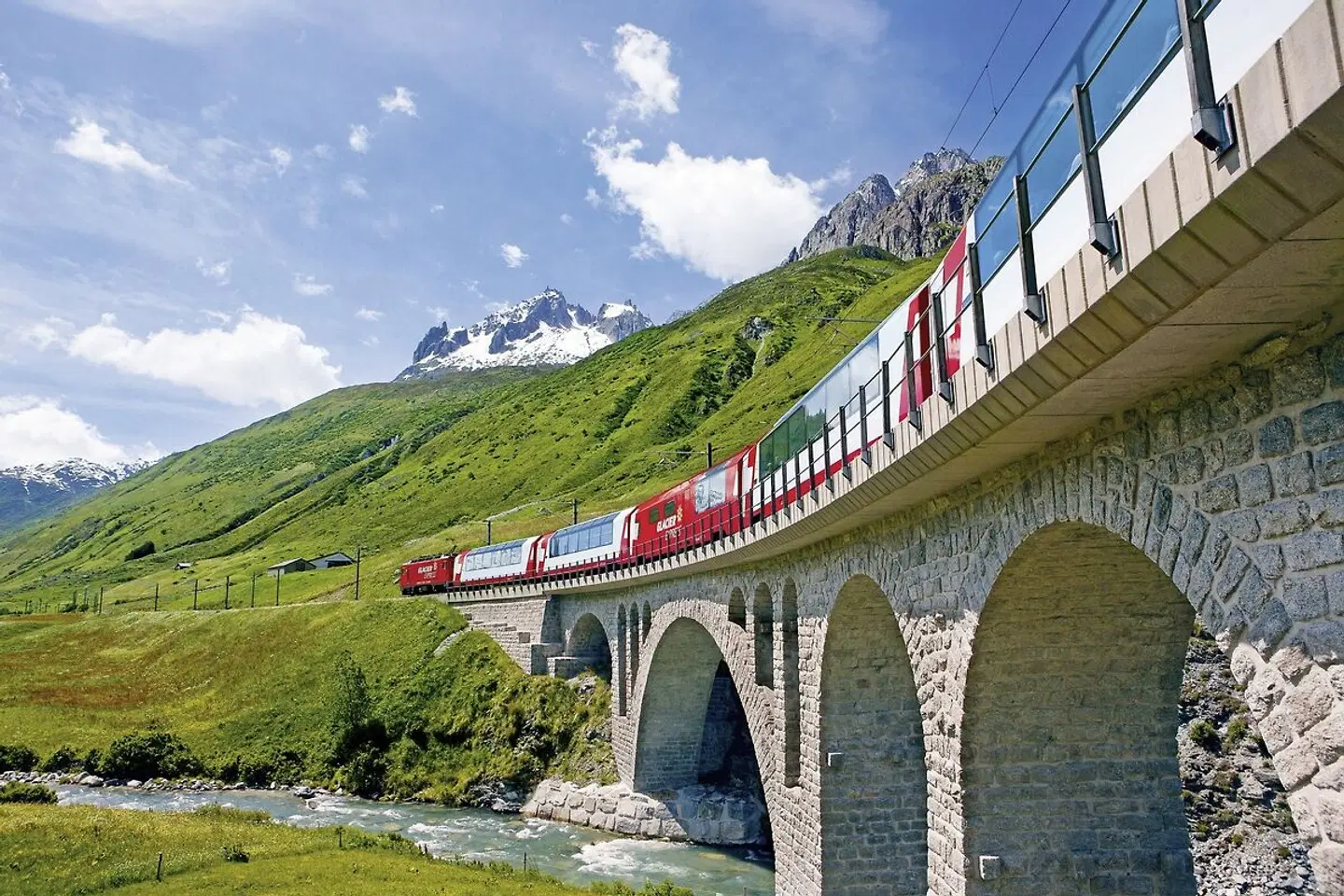 Glacier Express à la carte - von St. Moritz bis Zermatt EXTERIOR