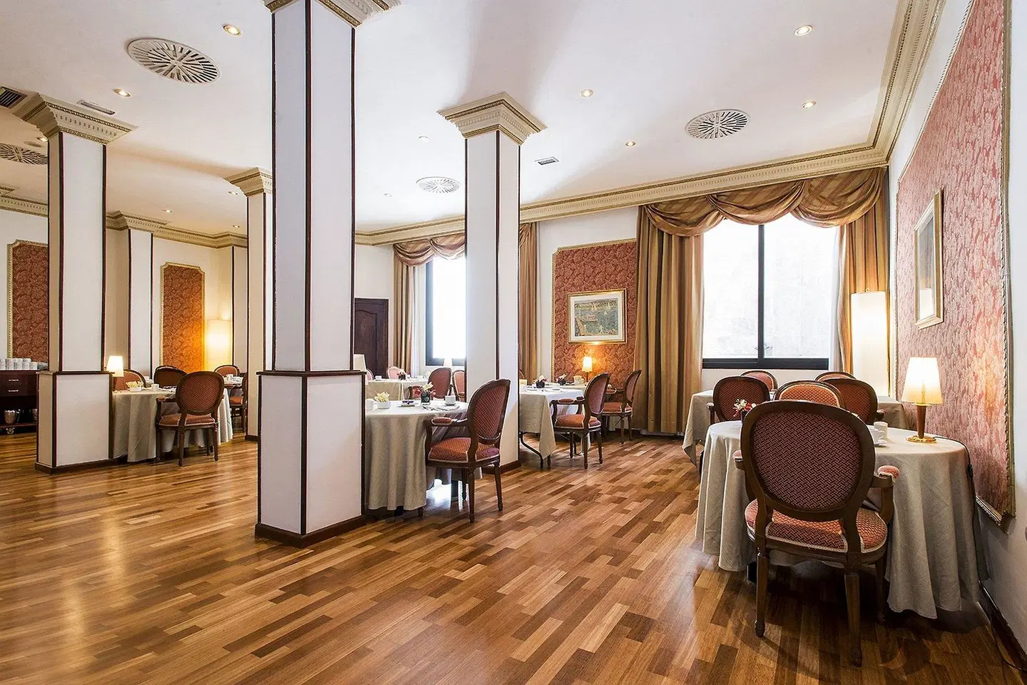 Roger de Llúria LOUNGE_LOBBY