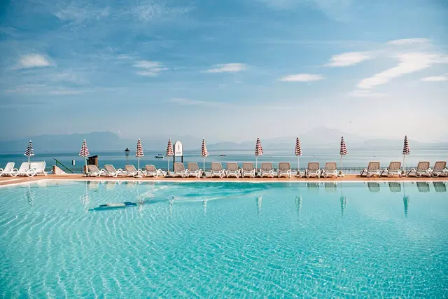 Camping Wien OUTDOOR_POOL