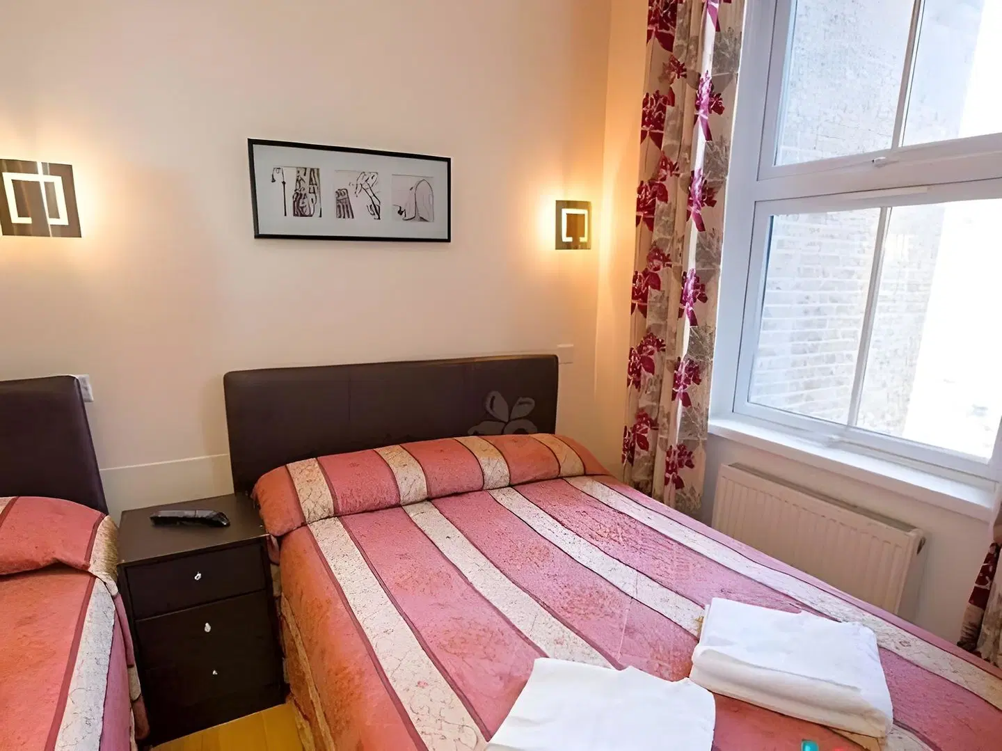 Notting Hill Gate ROOM_EXAMPLE