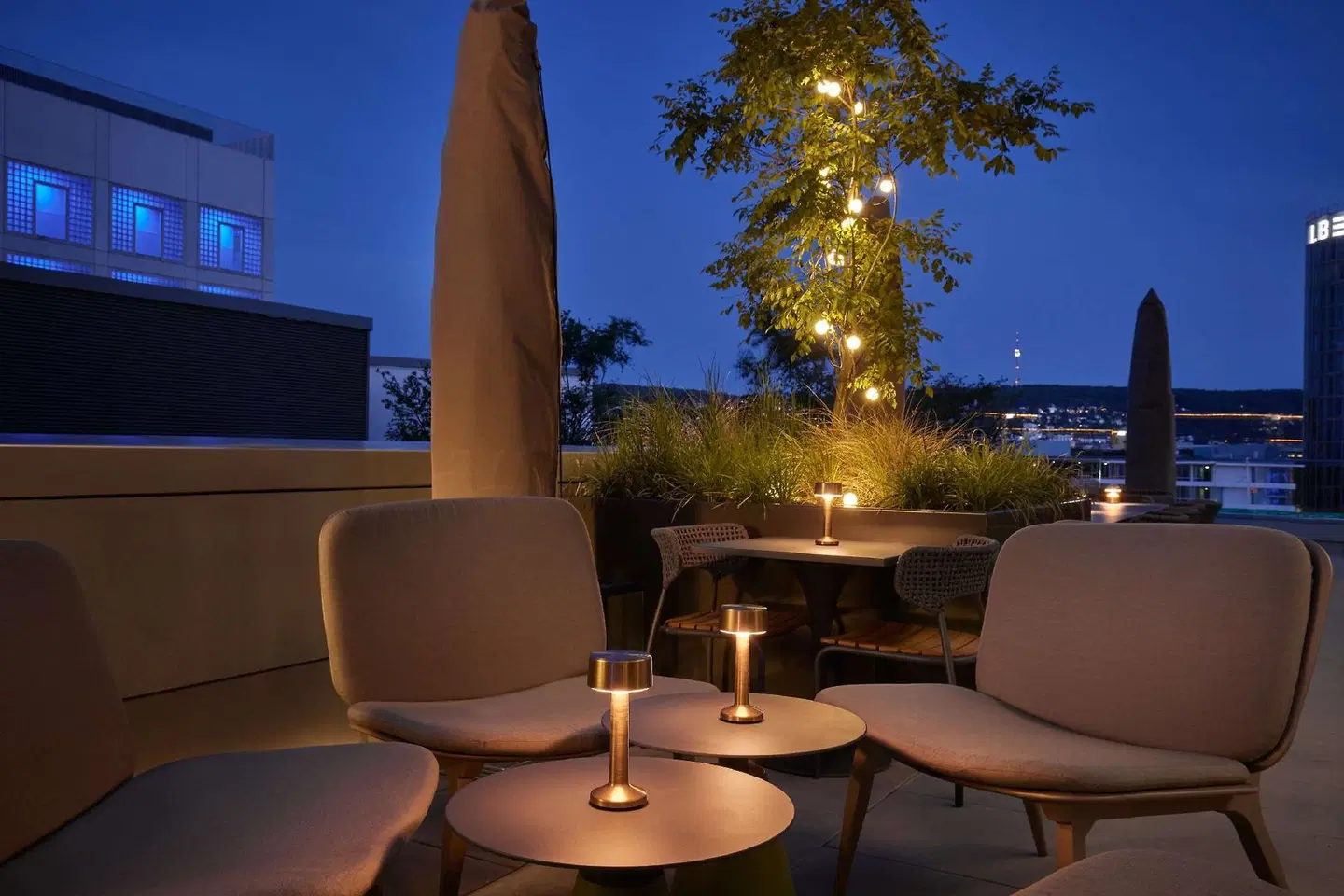 Adina Apartment Hotel Stuttgart Terrasse