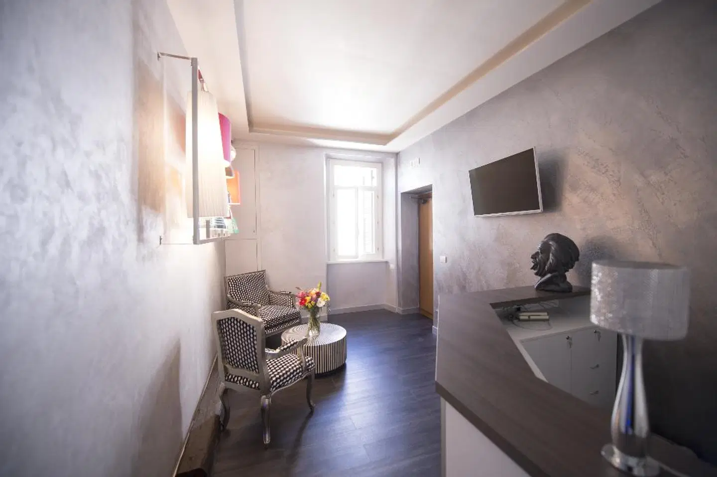 iRooms Central Station ROOM_EXAMPLE