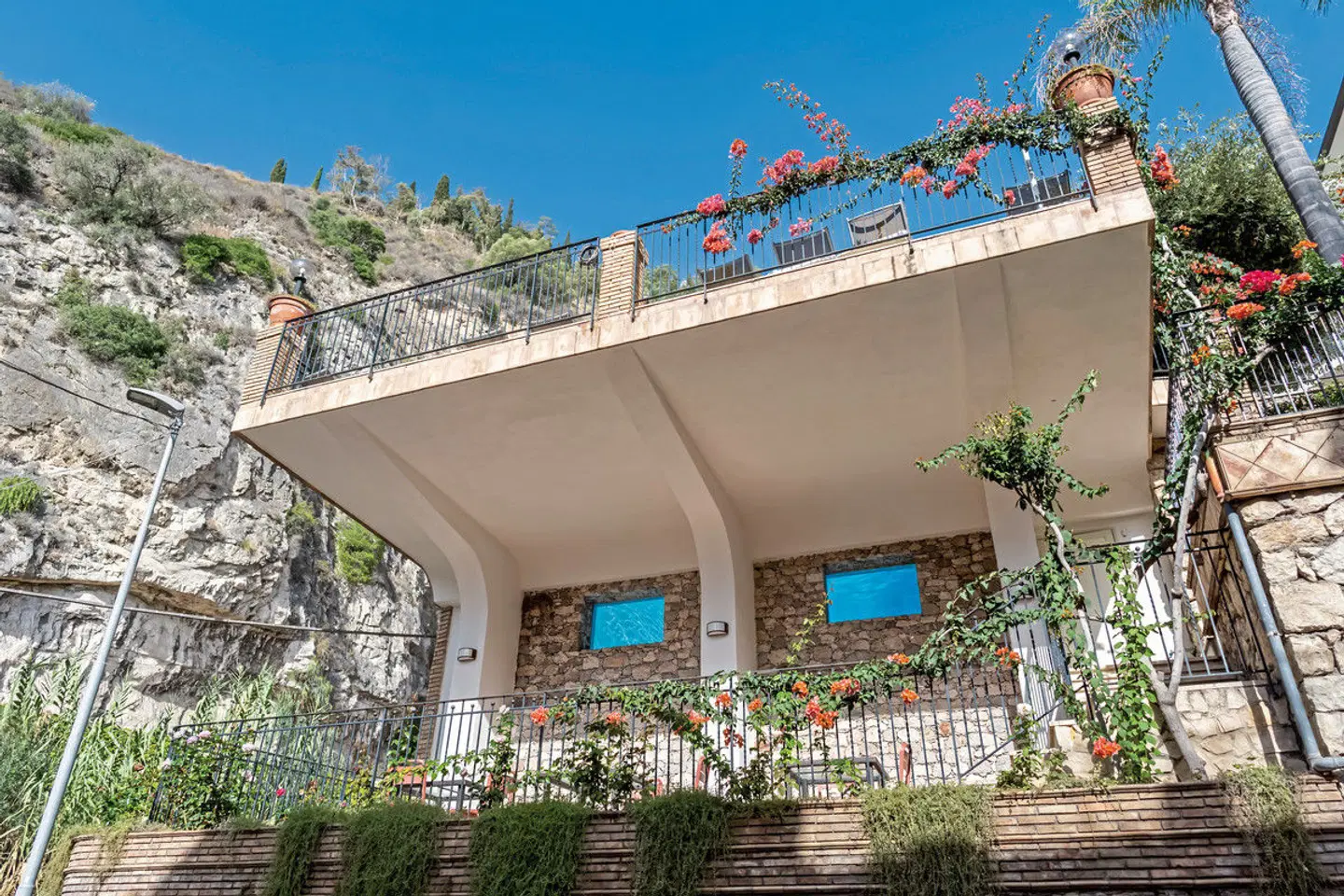 Corallo Taormina Garten