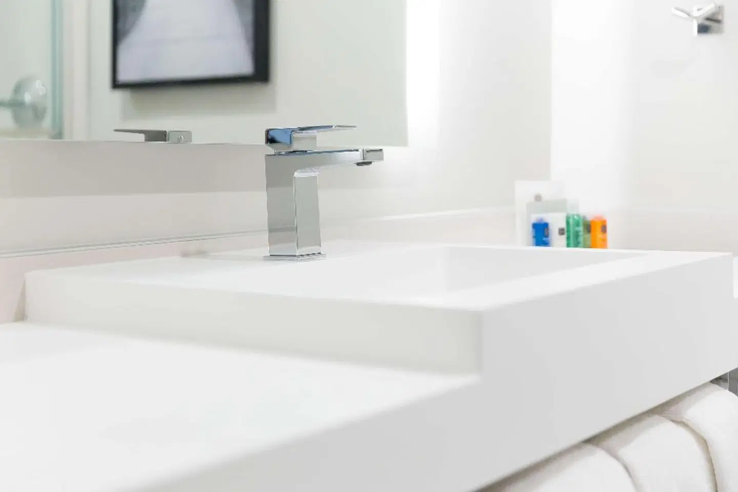 Radisson Hotel Phoenix Airport Badezimmer