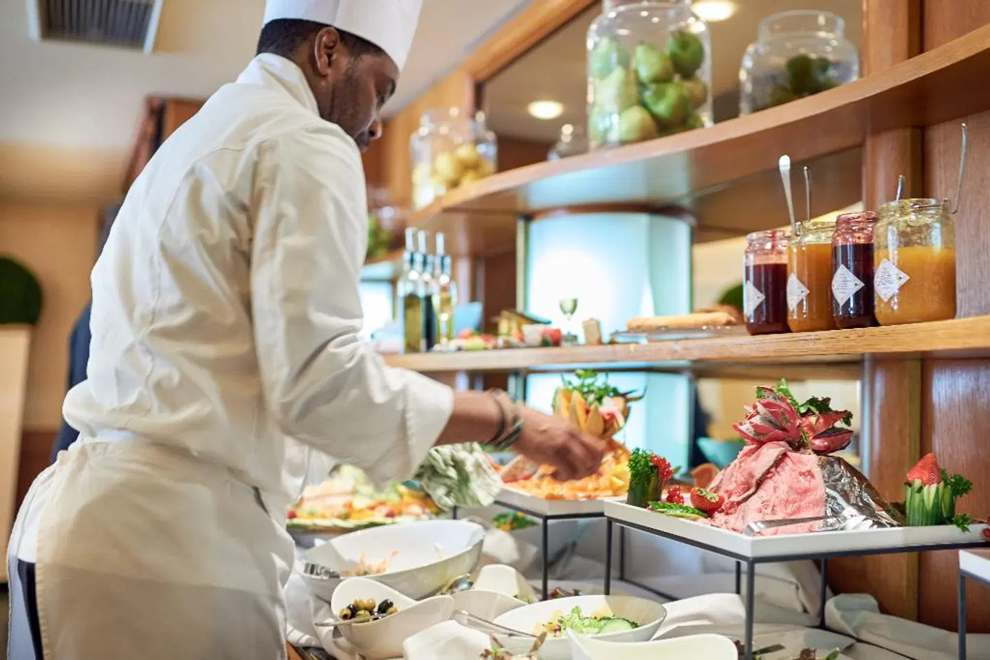 Le Châtelain PEOPLE