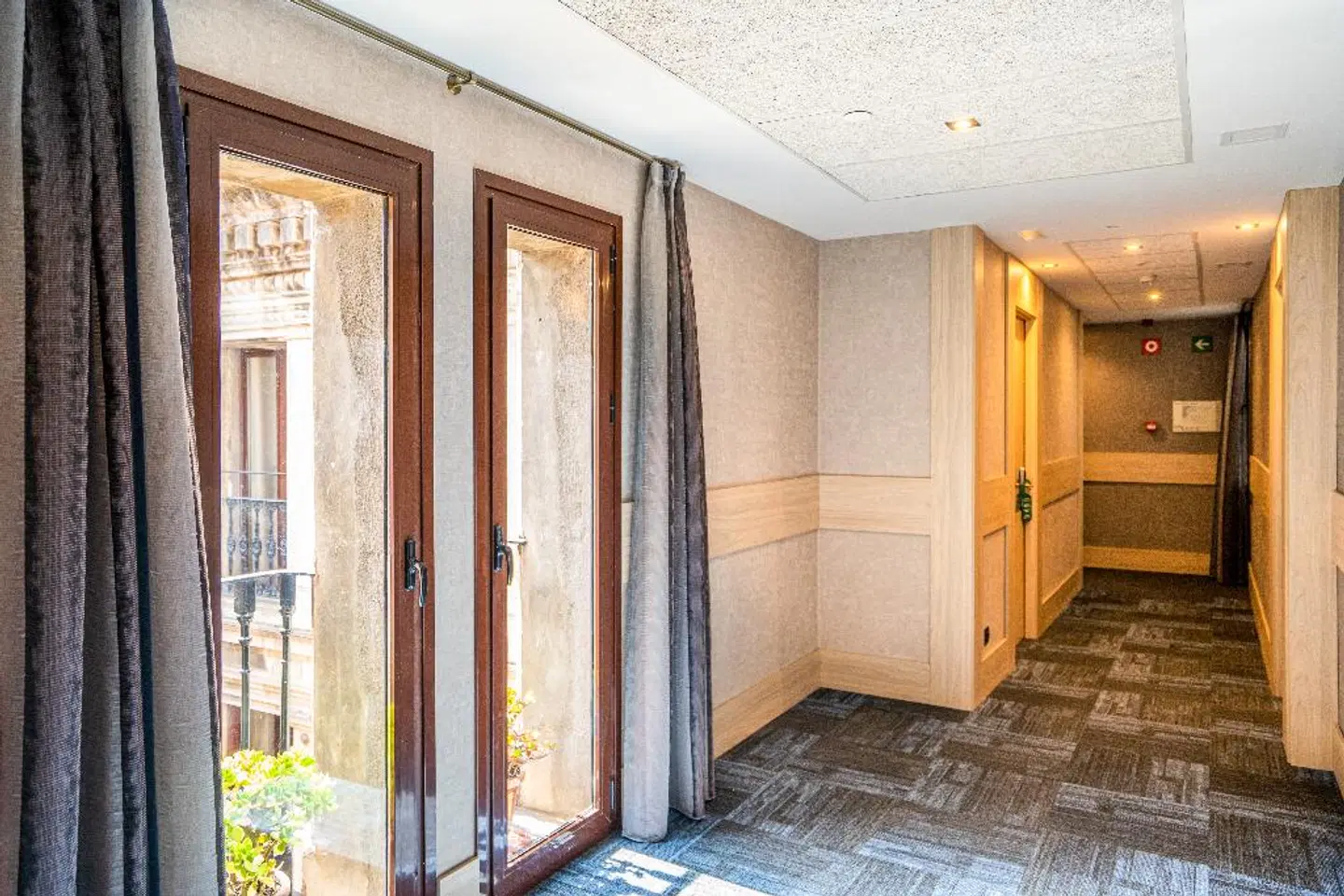 Rialto HEALTH_BEAUTY