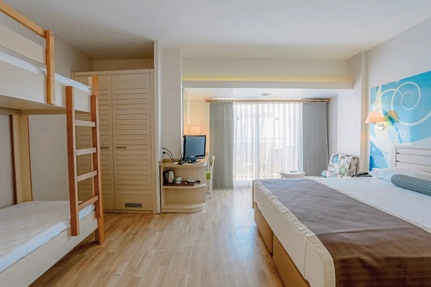 Thalia Unique ROOM_EXAMPLE