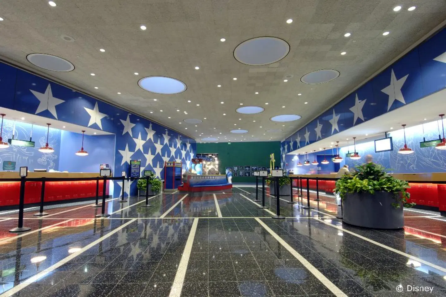 Disney's All-Star Resorts - Sports Resort LOUNGE_LOBBY