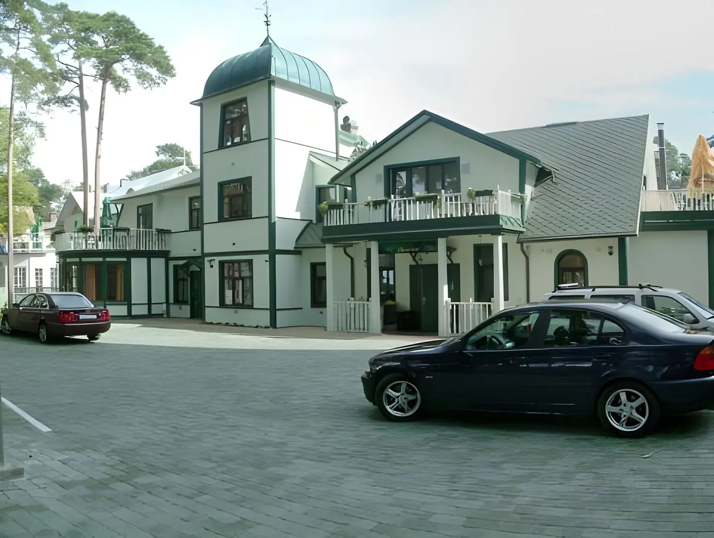 Sunset Hotel EXTERIOR