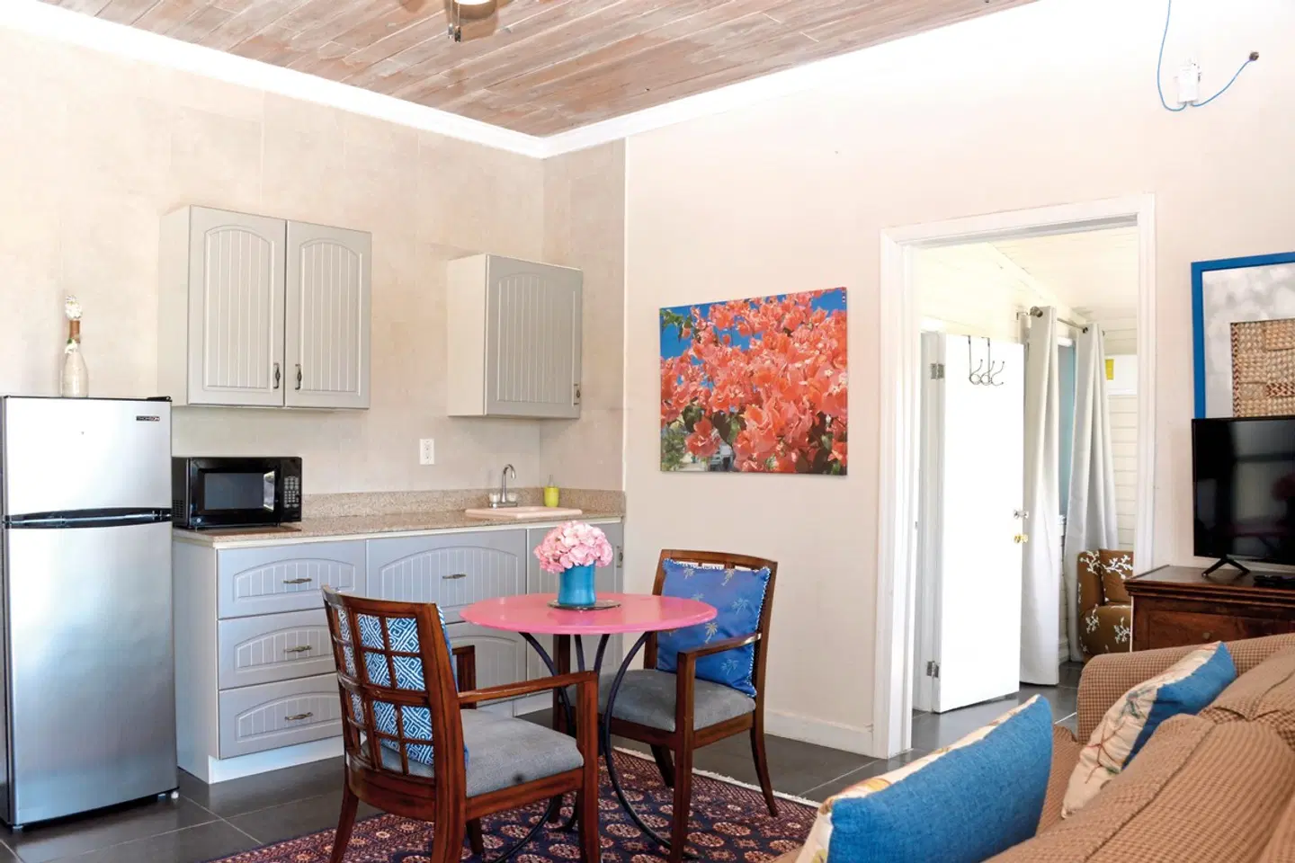 Rollezz Villas Beach Resort ROOM_EXAMPLE