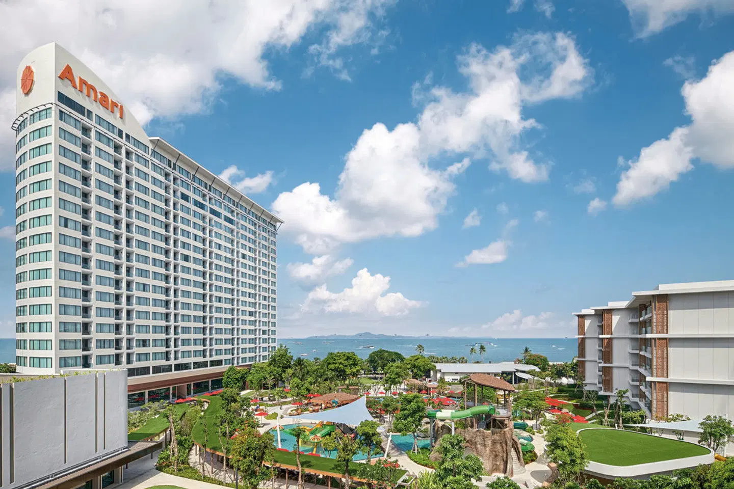 Amari Pattaya EXTERIOR