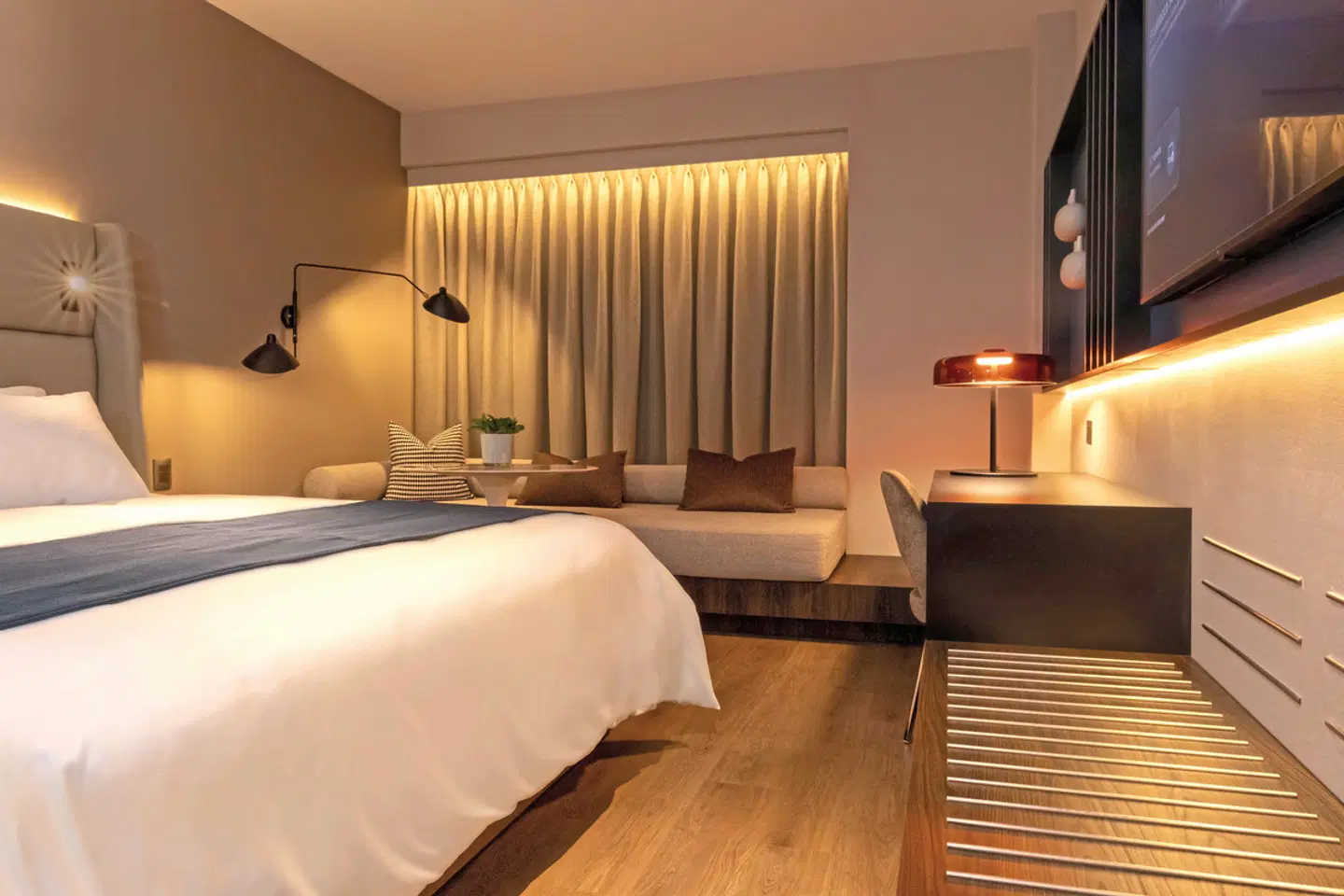 Wyndham Grand Costa Del Sol Lima Airport ROOM_EXAMPLE