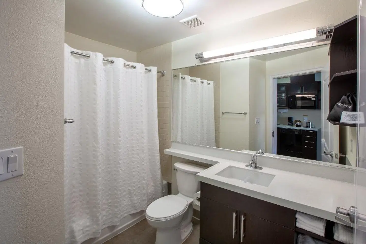 Hilton Garden Inn Houston Westbelt Badezimmer