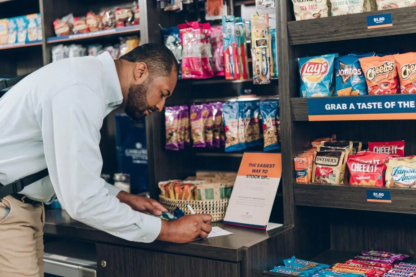 Hilton Garden Inn Houston Westbelt Bar
