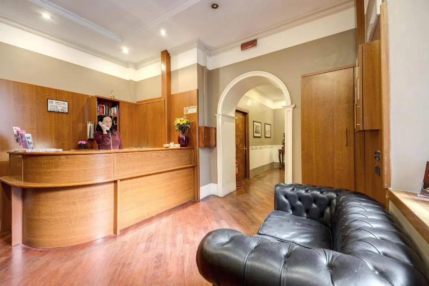 St. Moritz LOUNGE_LOBBY