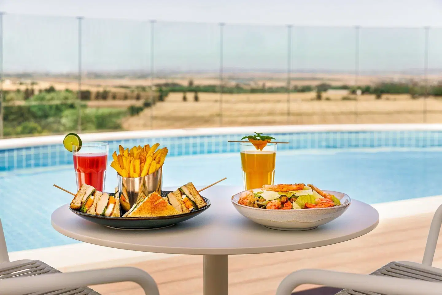 Holiday Inn Beja, an IHG Hotel OUTDOOR_POOL