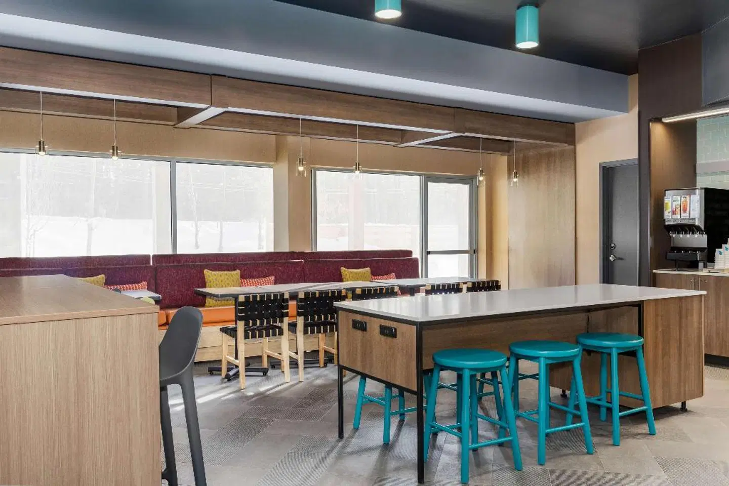 Tru By Hilton Bracebridge, ON Bar