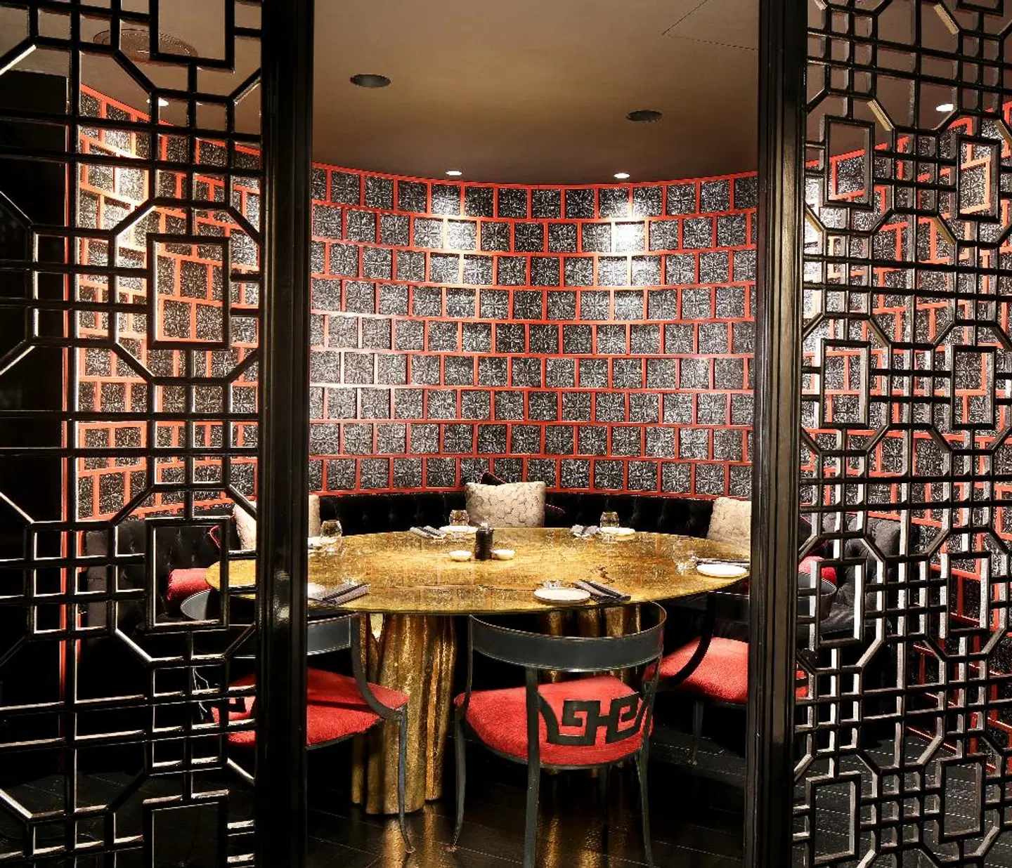 Claris GL Restaurant