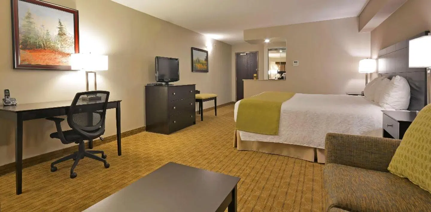Best Western Pembroke Inn & Conference Centre ROOM_EXAMPLE