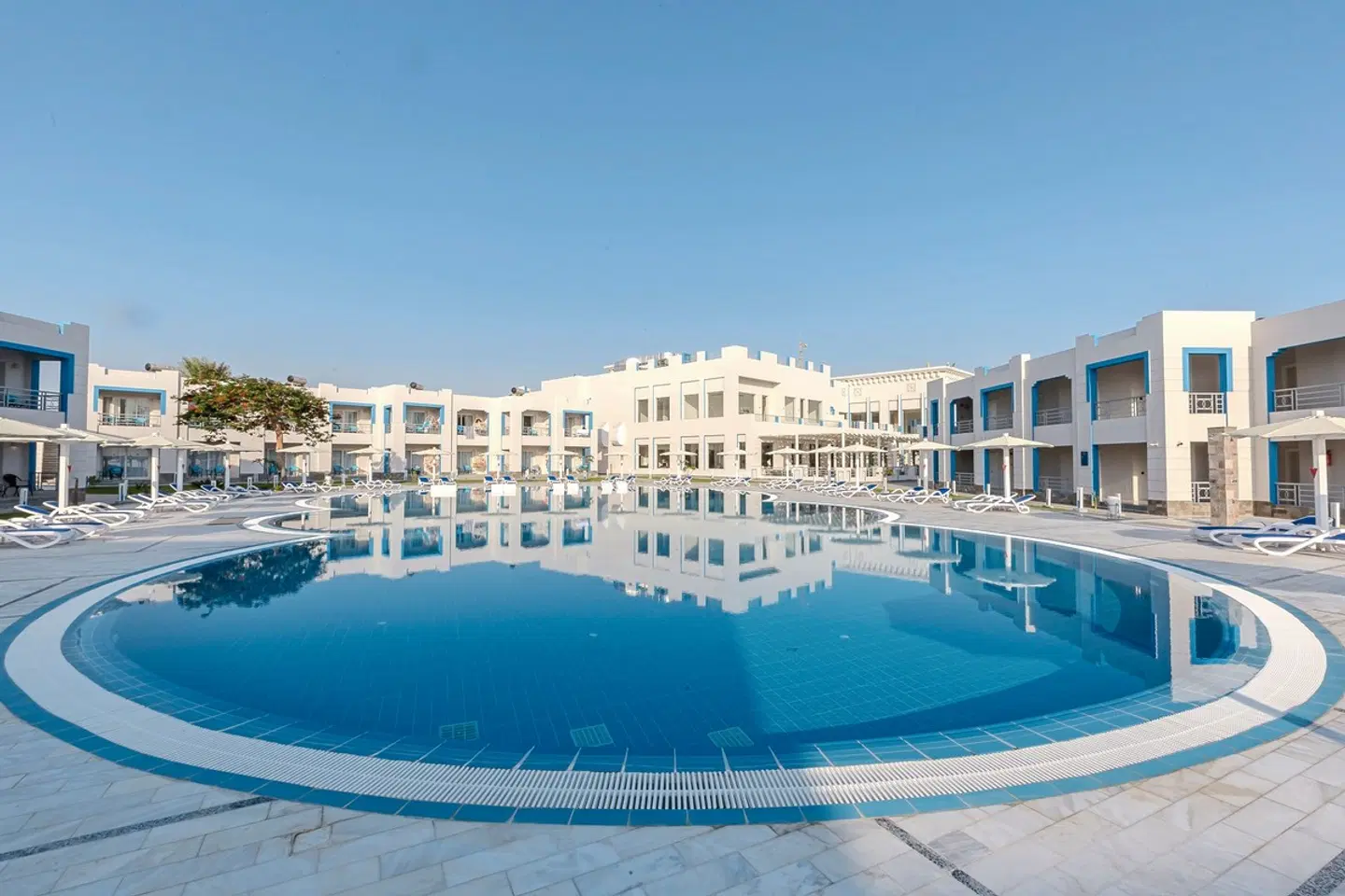 Casa Blue Resort OUTDOOR_POOL