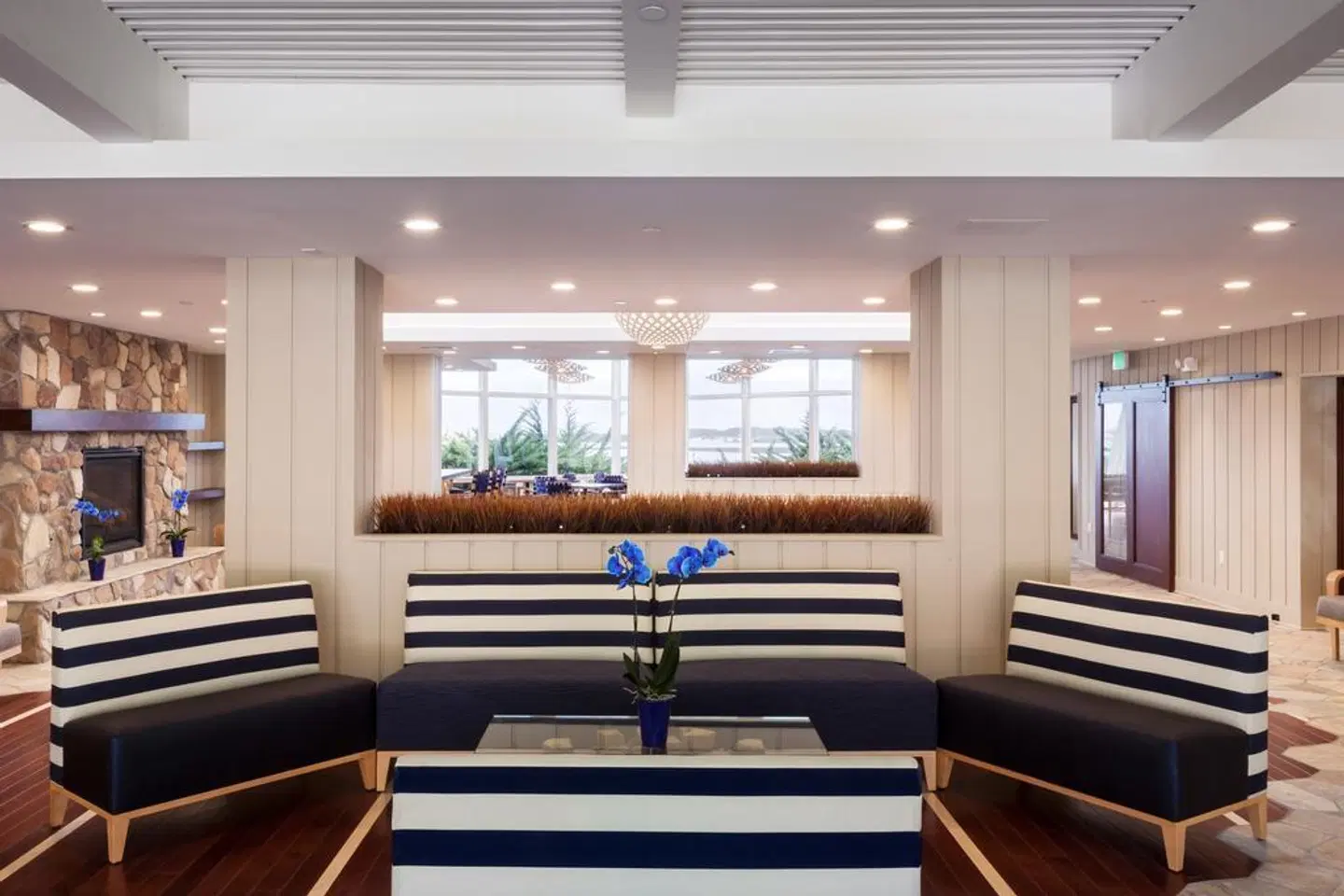 Inn at Morro Bay LOUNGE_LOBBY