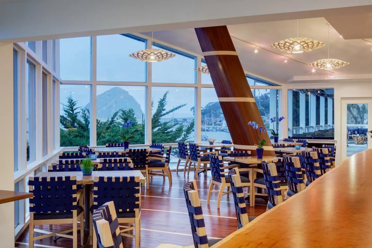 Inn at Morro Bay Bar