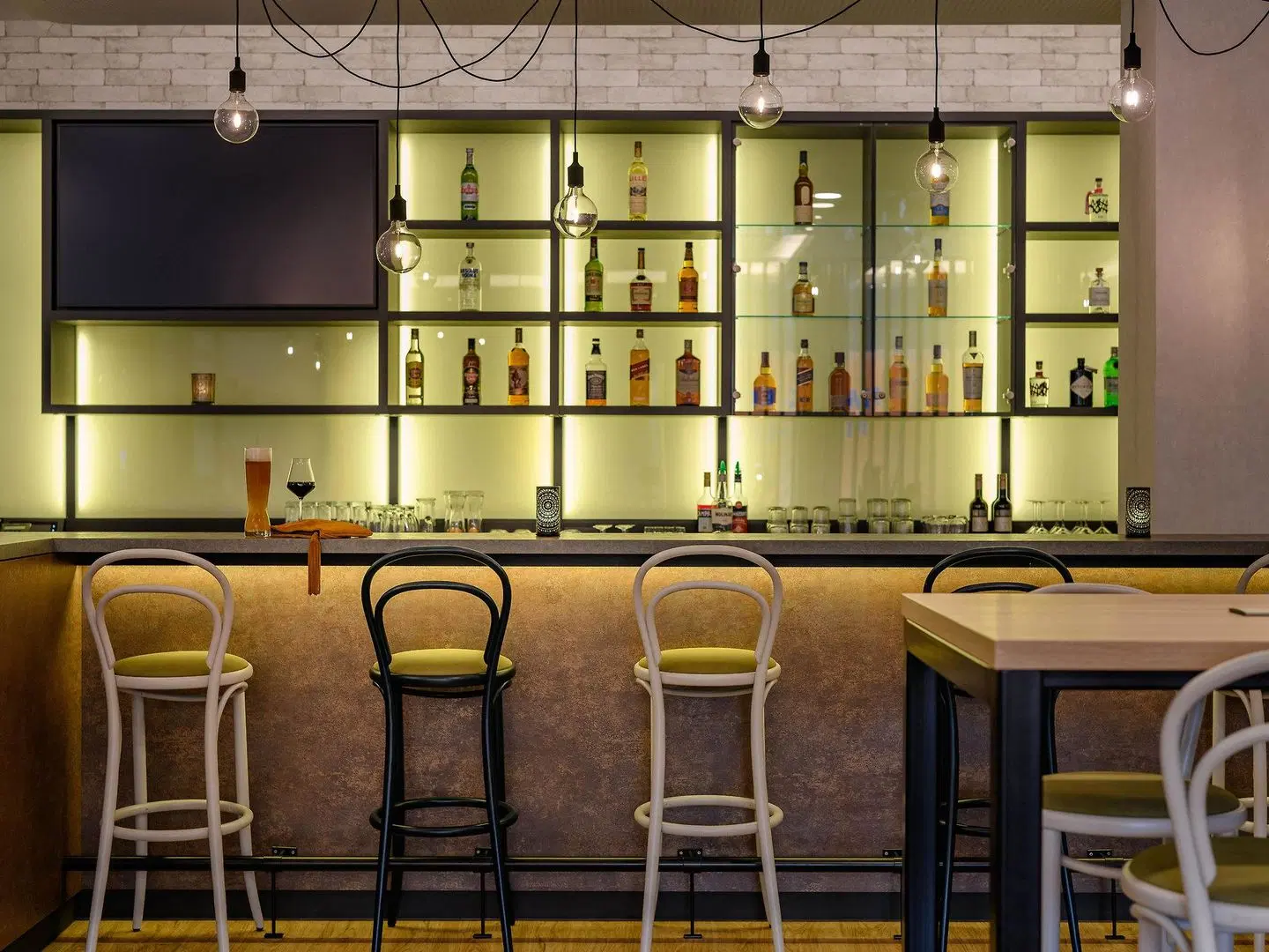 ibis Styles Magdeburg Bar