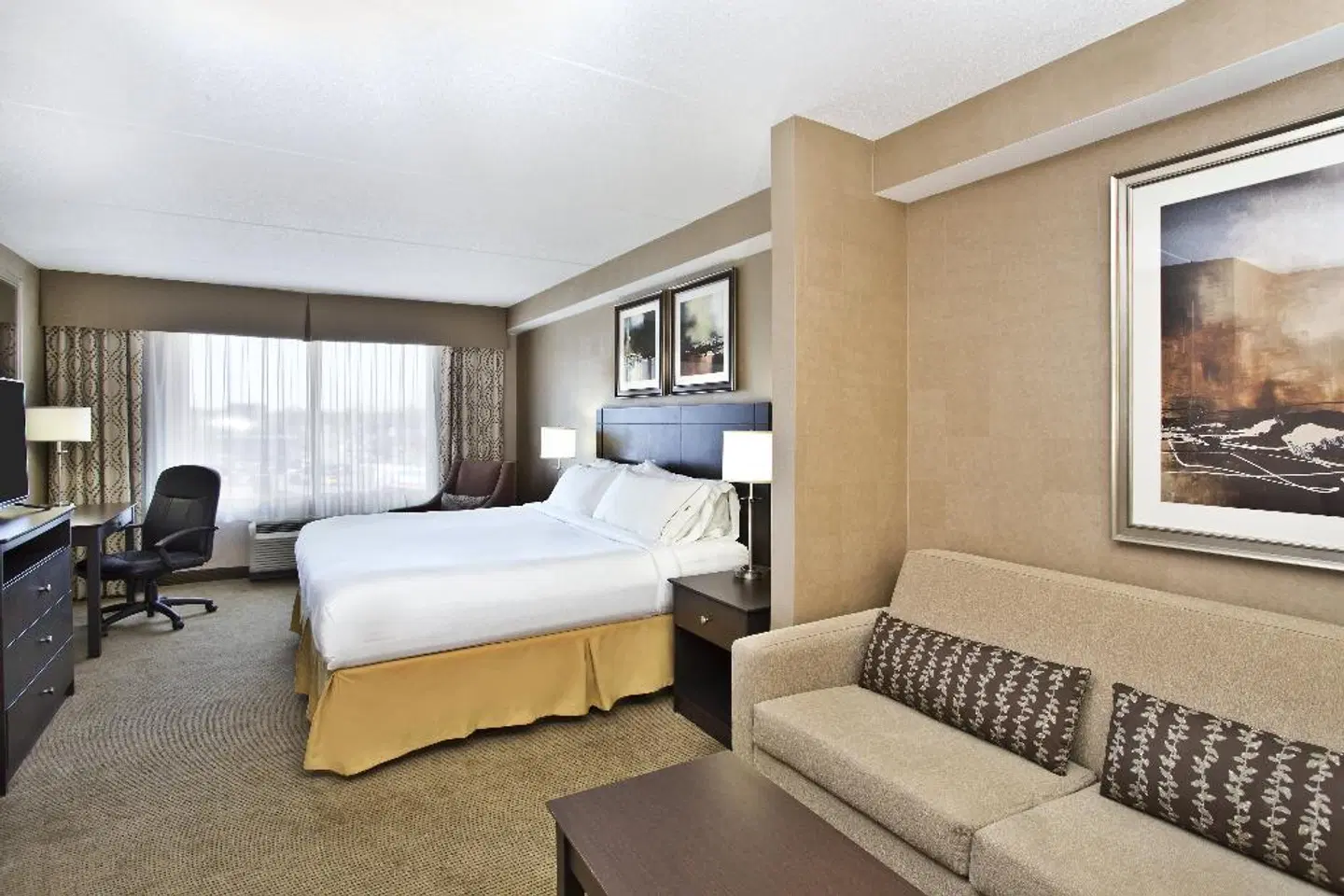 Holiday Inn Express & Suites Kingston ROOM_EXAMPLE