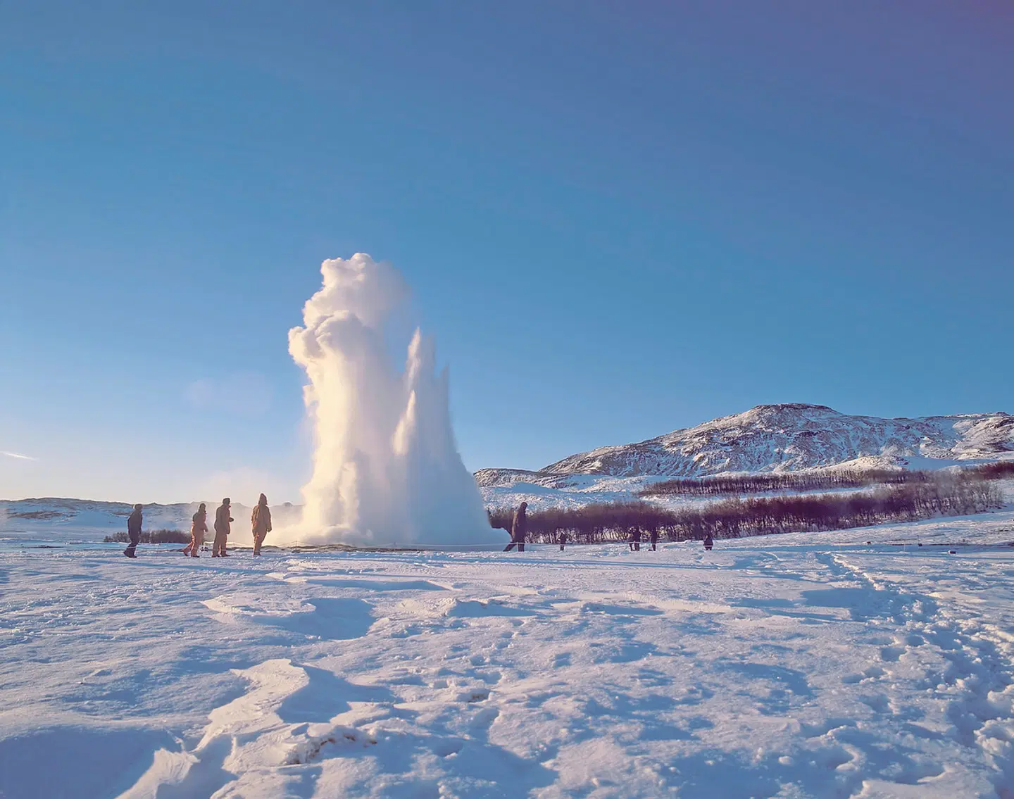 Erlebnis Island - Gletscher, Eishöhlen und Polarlichter LANDSCAPE