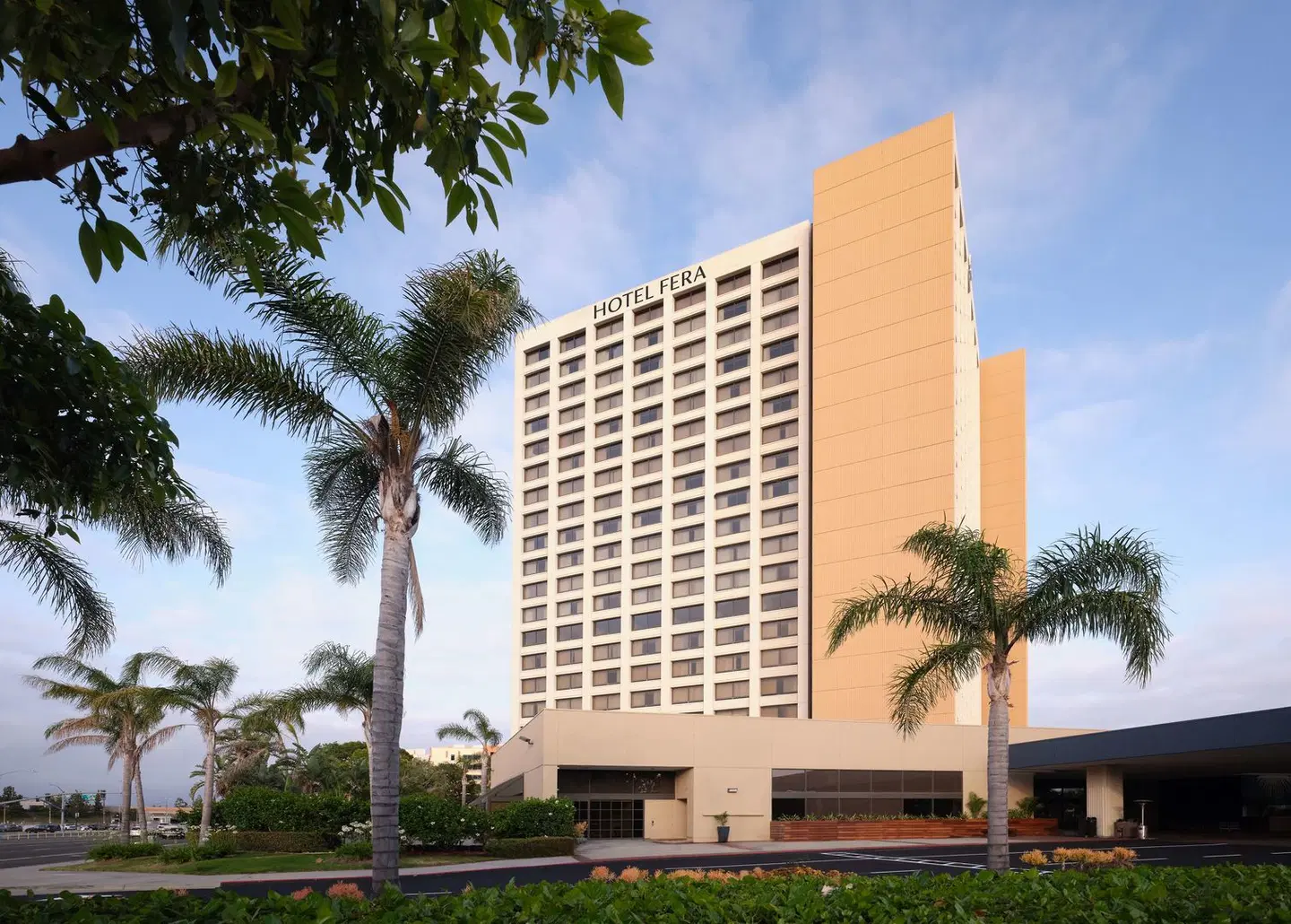 Hotel Fera Anaheim, a DoubleTree by Hilton EXTERIOR