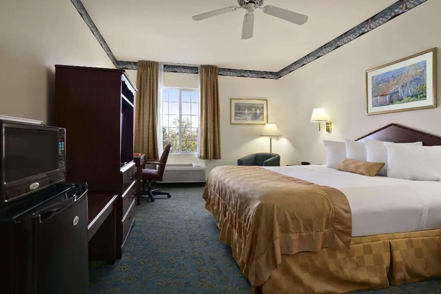 Ramada by Wyndham Williams ROOM_EXAMPLE