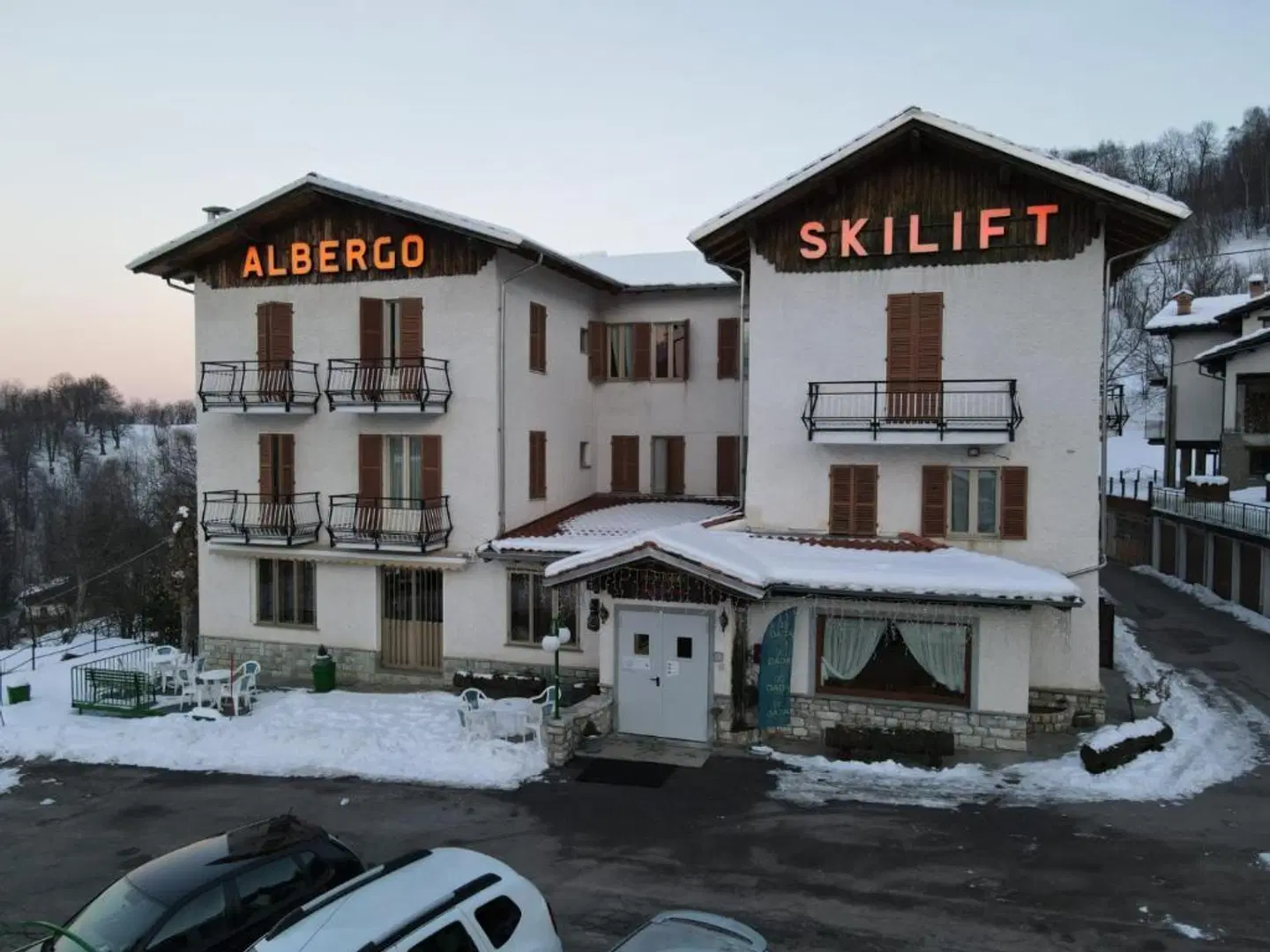 Skilift EXTERIOR