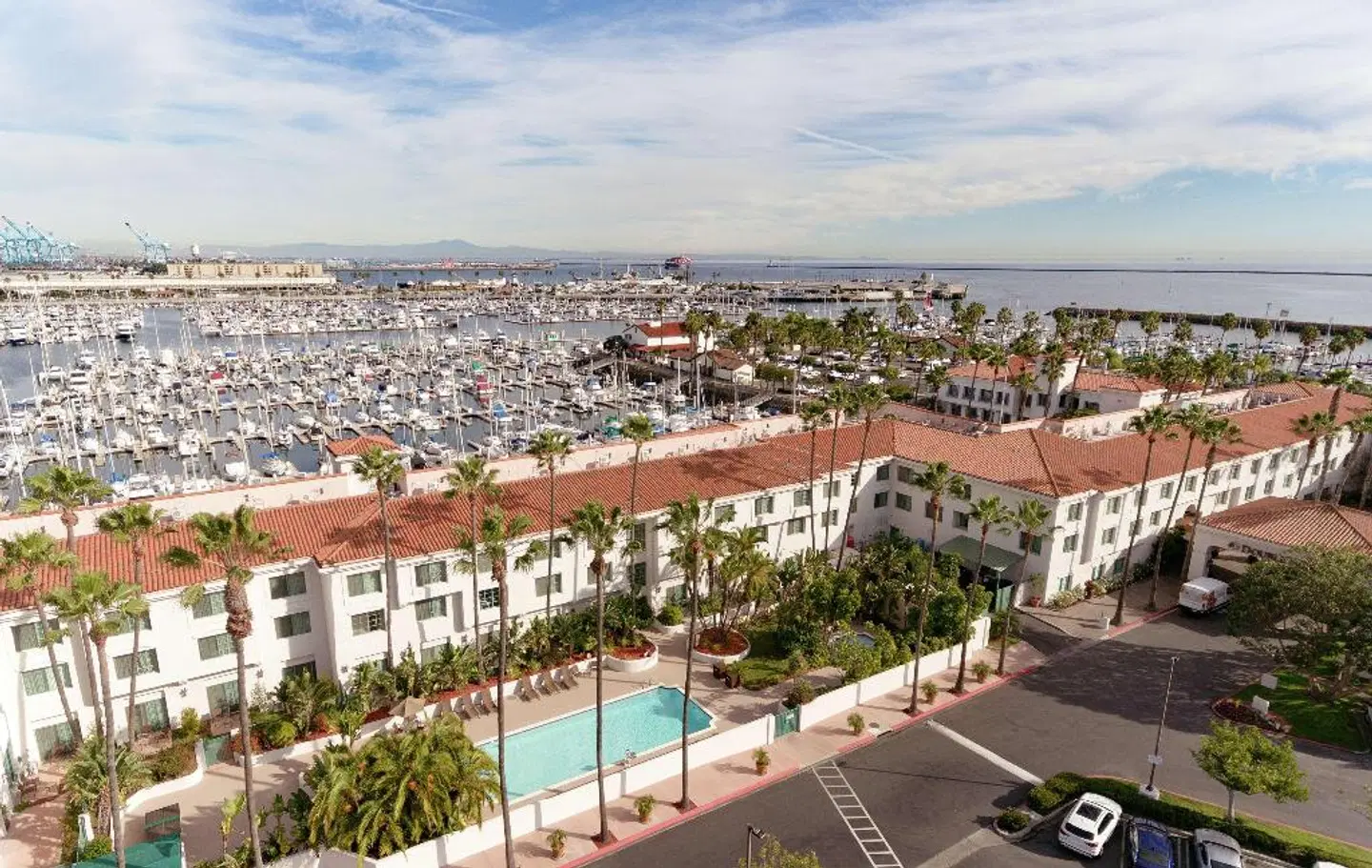 DoubleTree by Hilton San Pedro EXTERIOR