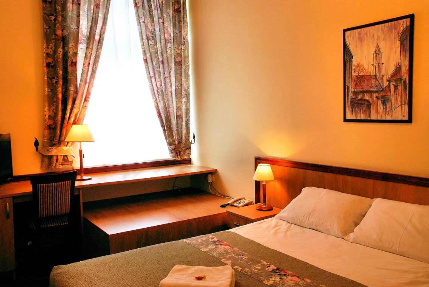 City-Gate ROOM_EXAMPLE