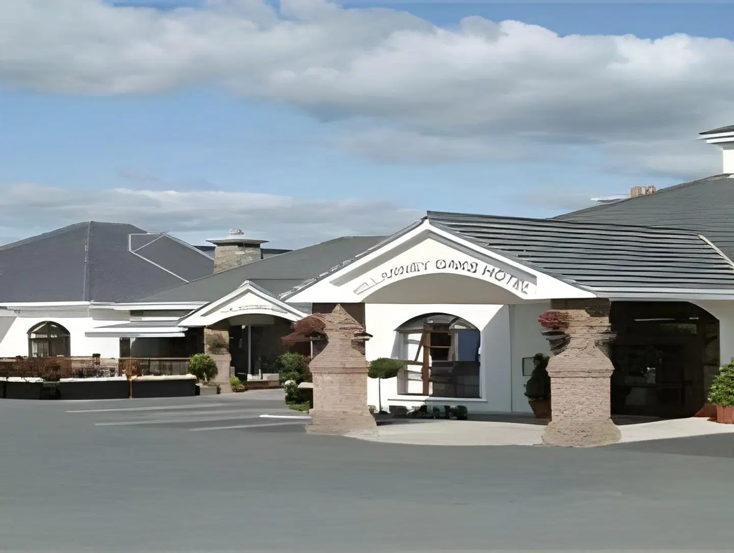 Killarney Oaks EXTERIOR