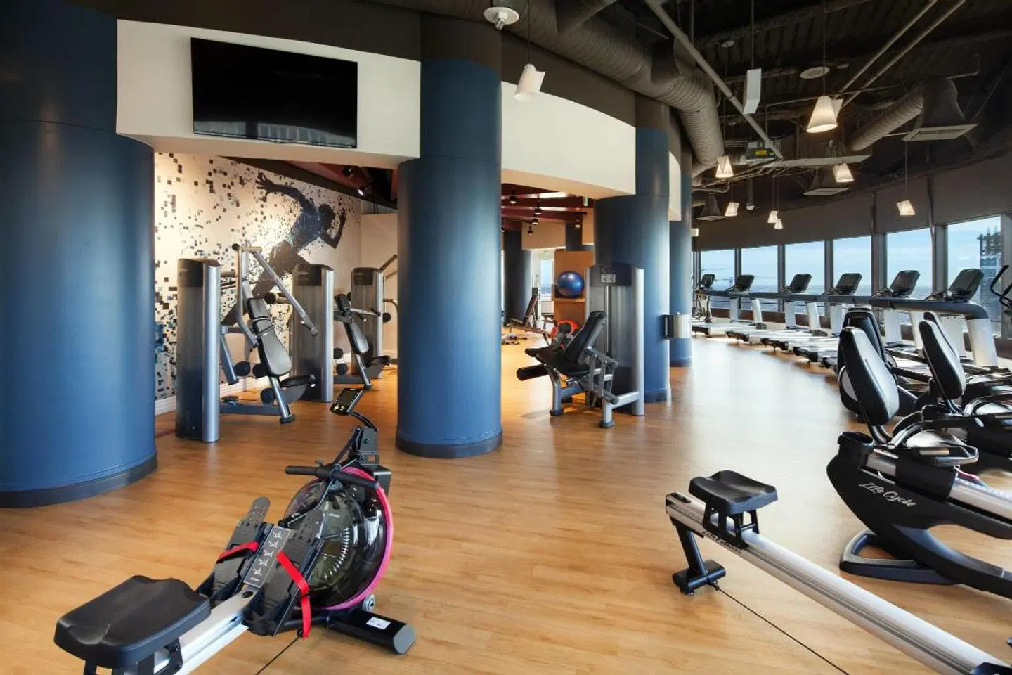 Sheraton Grand Los Angeles SPORTS_AND_LEISURE