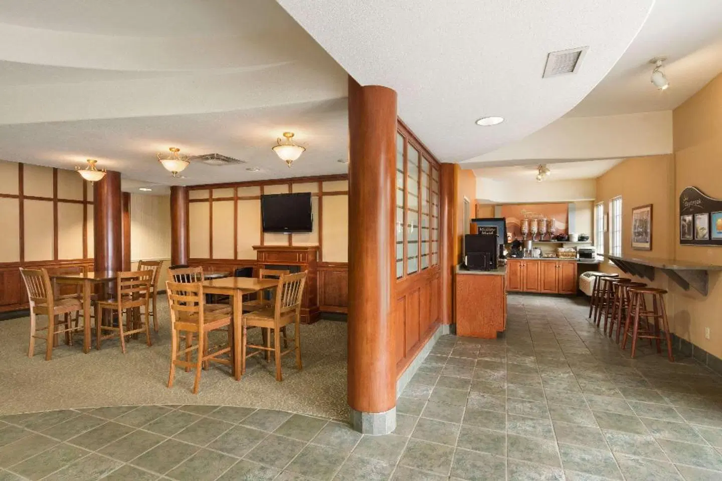 Days Inn by Wyndham Guelph Bar