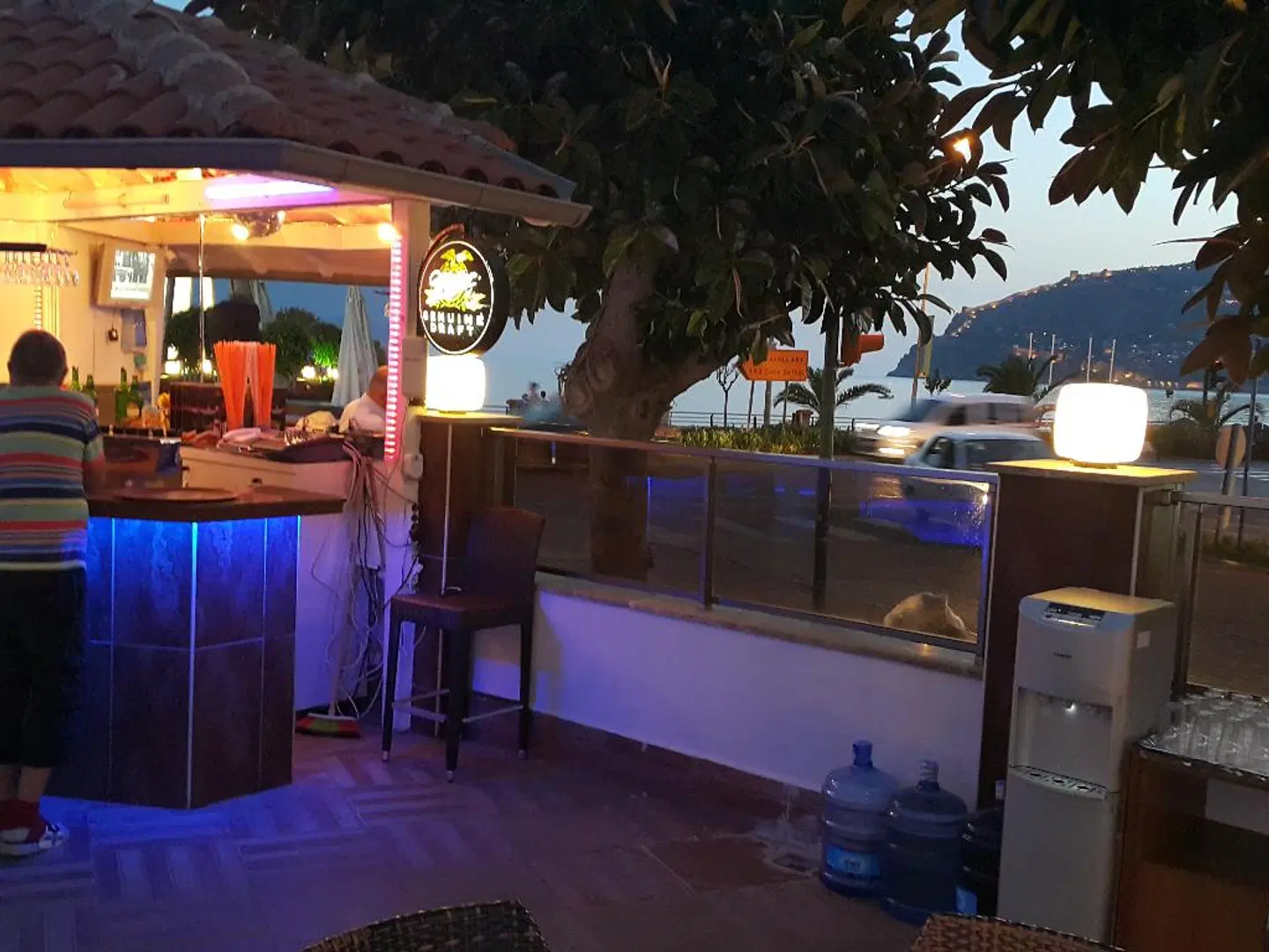 Parador Beach Hotel Bar