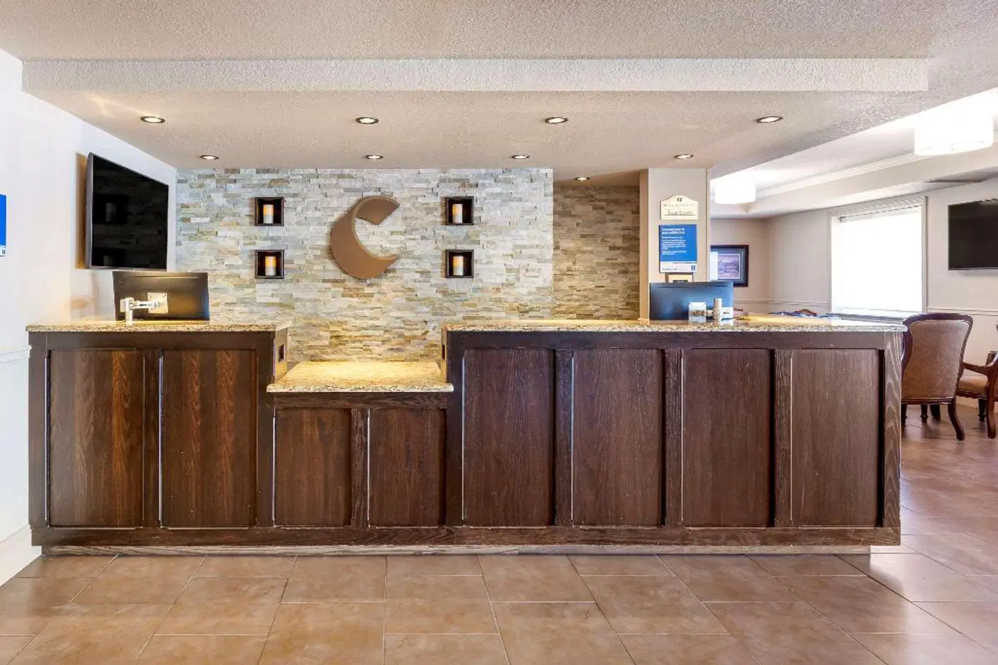 Comfort Inn & Suites Thousand Islands Harbour District LOUNGE_LOBBY
