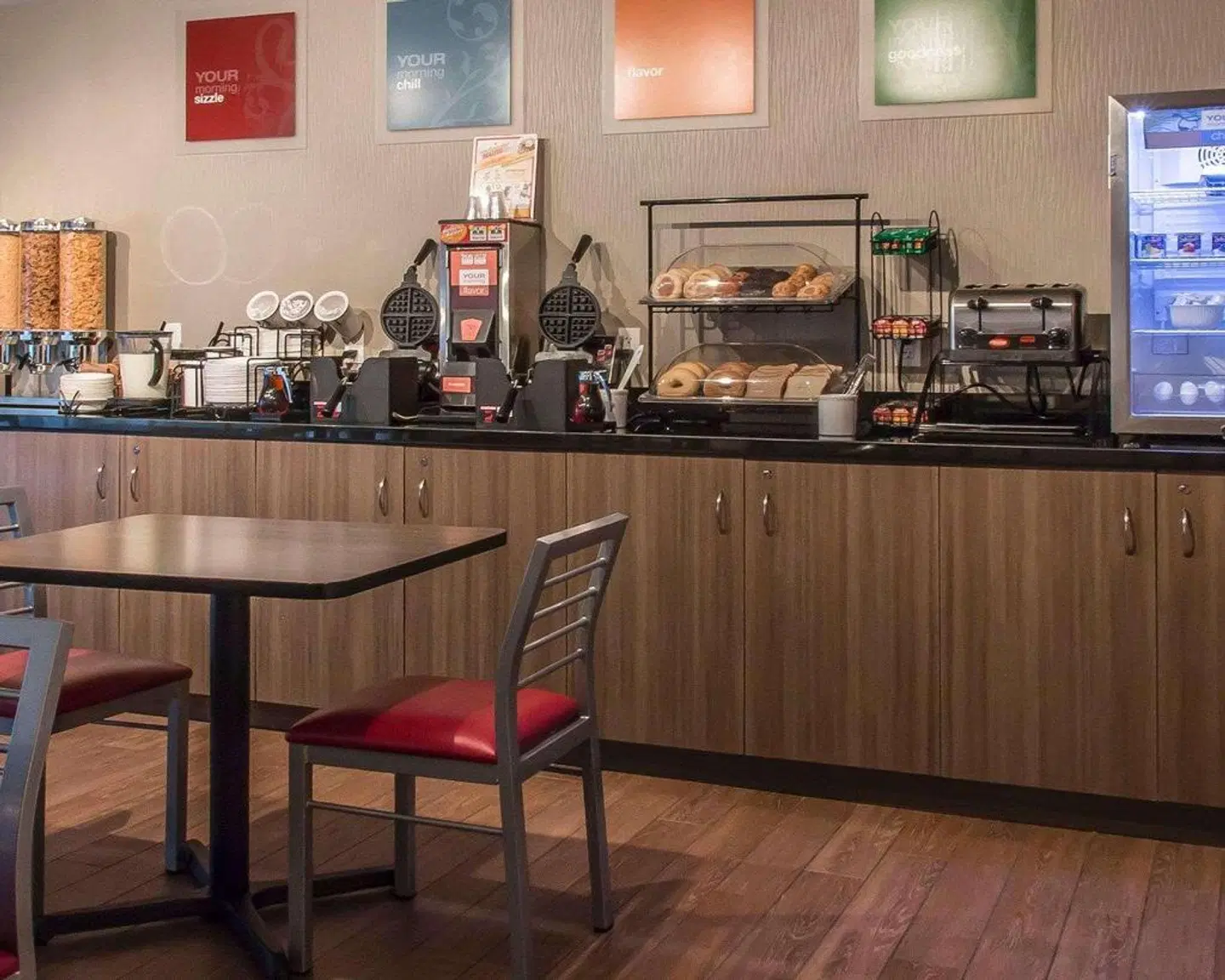 Comfort Inn Thunder Bay Bar