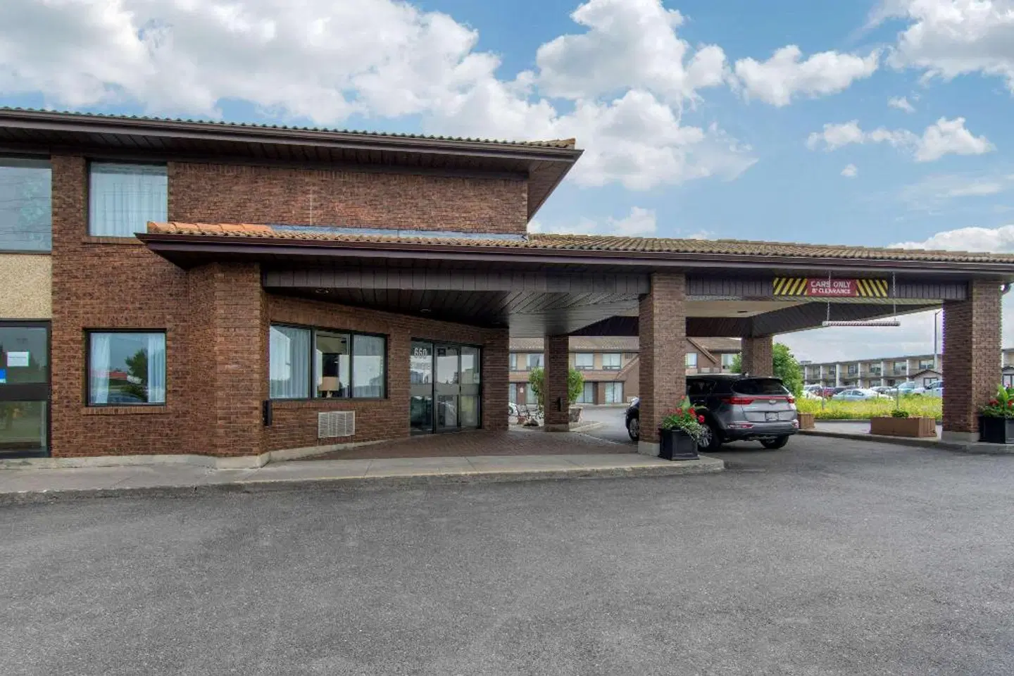 Comfort Inn Thunder Bay EXTERIOR