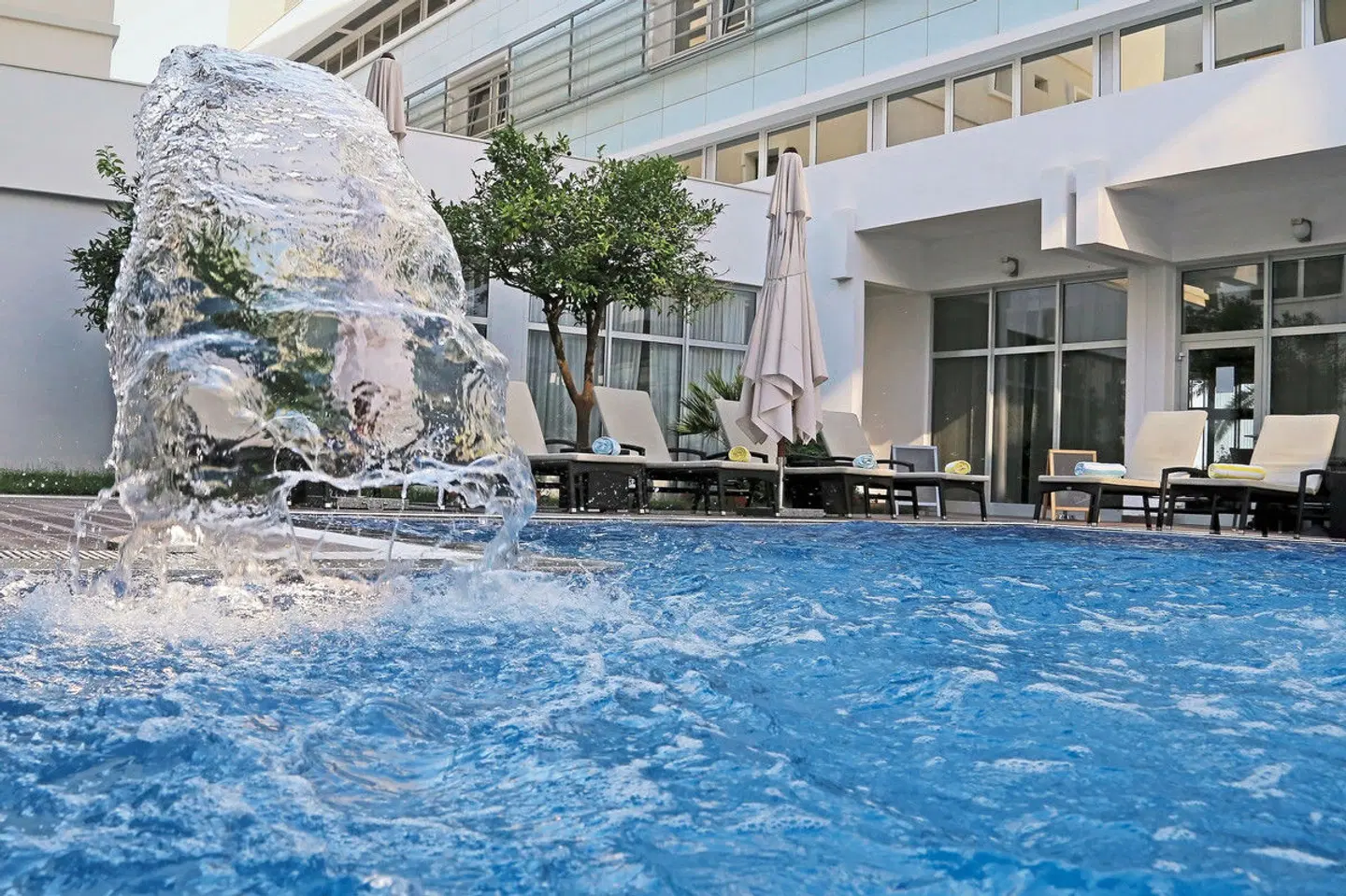 Hotel Lero OUTDOOR_POOL