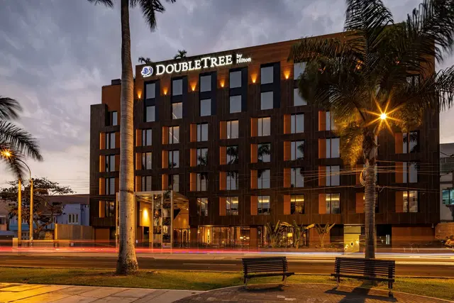 DoubleTree by Hilton Lima San Isidro EXTERIOR