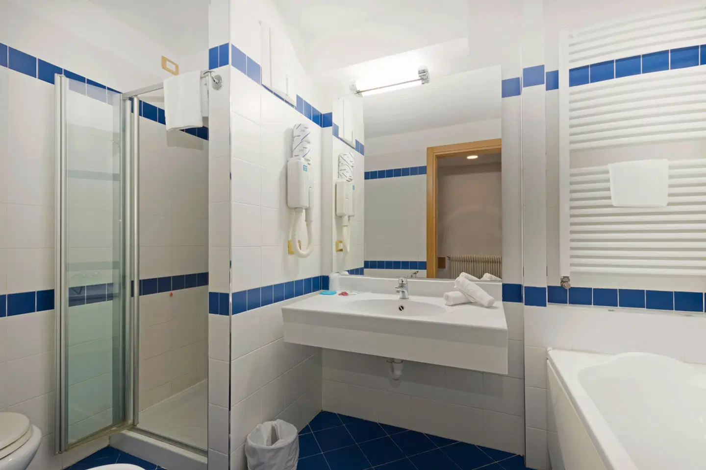 Club Hotel Regina e Fassa Badezimmer