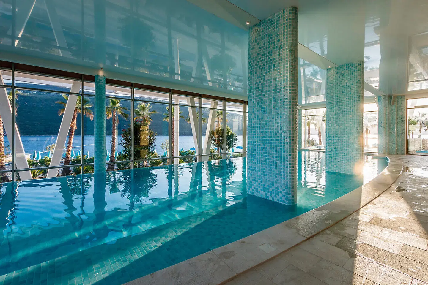 Carine Hotel Kumbor Superior Hallenbad