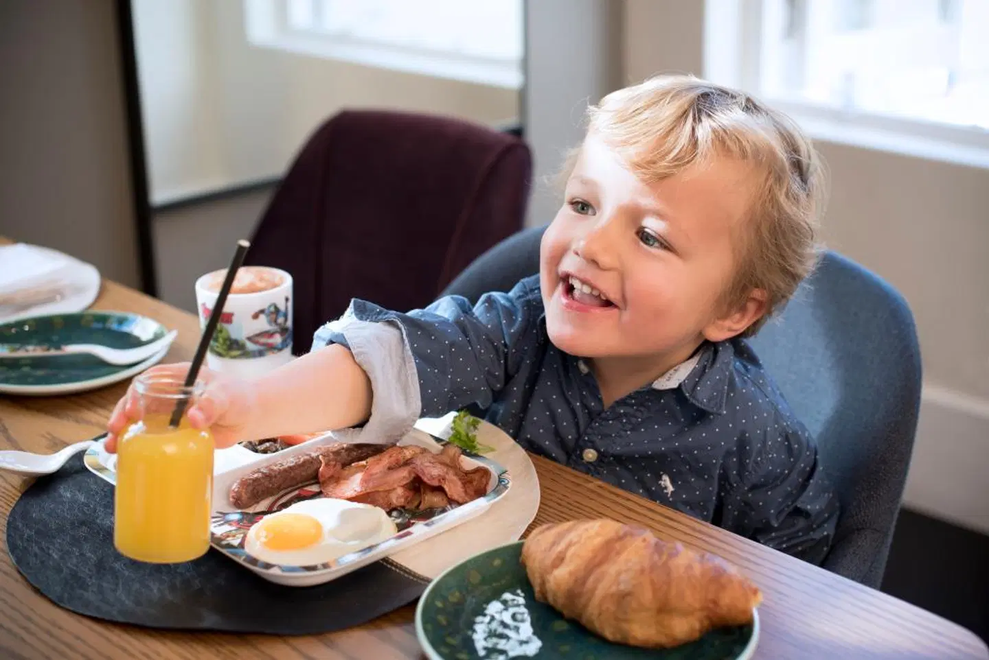 More Quarters PEOPLE