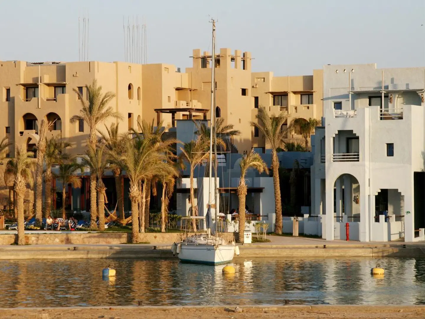 Marina Lodge at Port Ghalib EXTERIOR