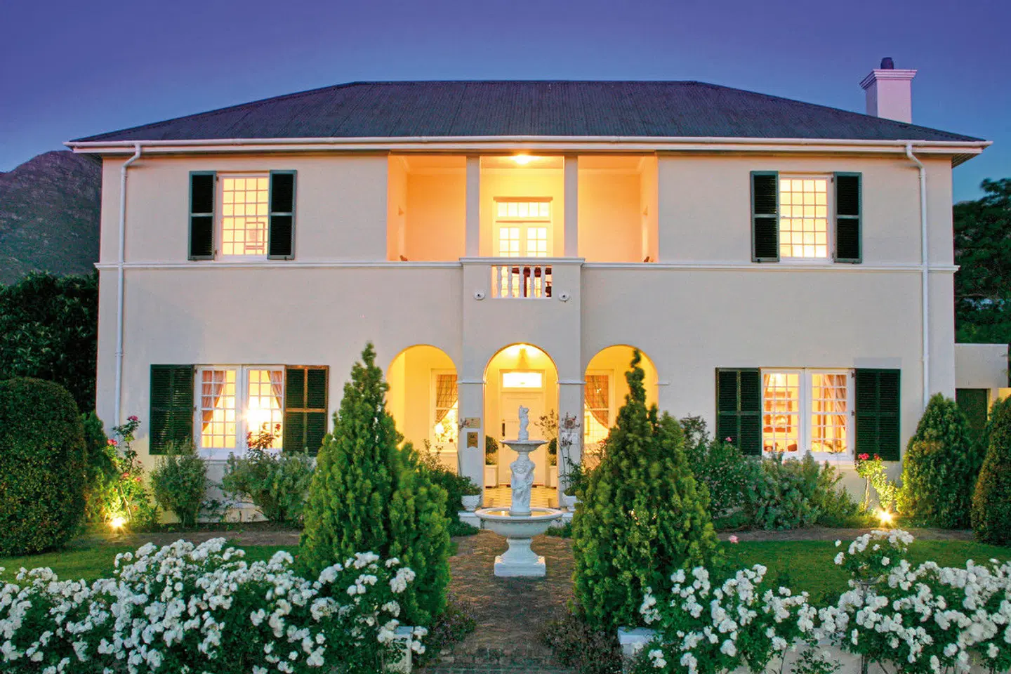 La Fontaine Guest House EXTERIOR