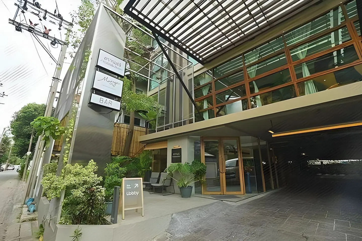 Karaarom Hotel EXTERIOR